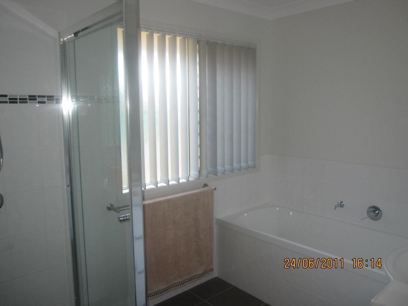 24 LAW ROAD, Warwick QLD 4370