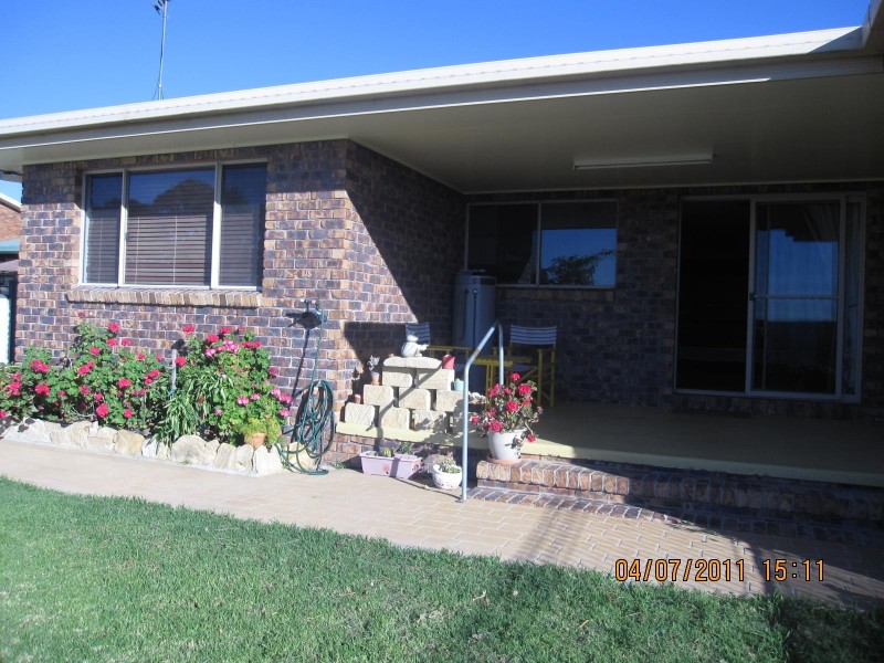 1/11 WILLI STREET, Warwick QLD 4370