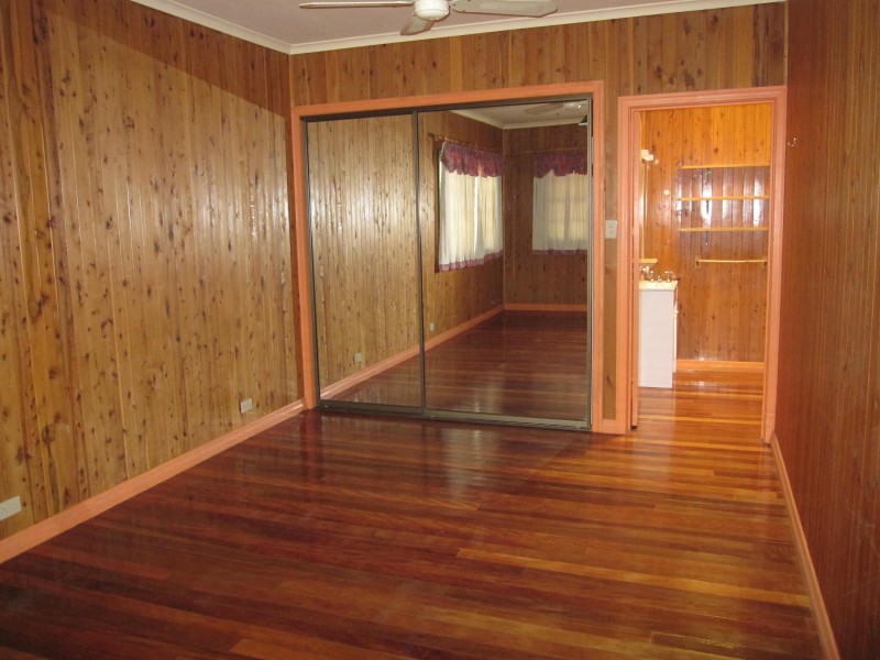 130 TOOTH ST, Warwick QLD 4370