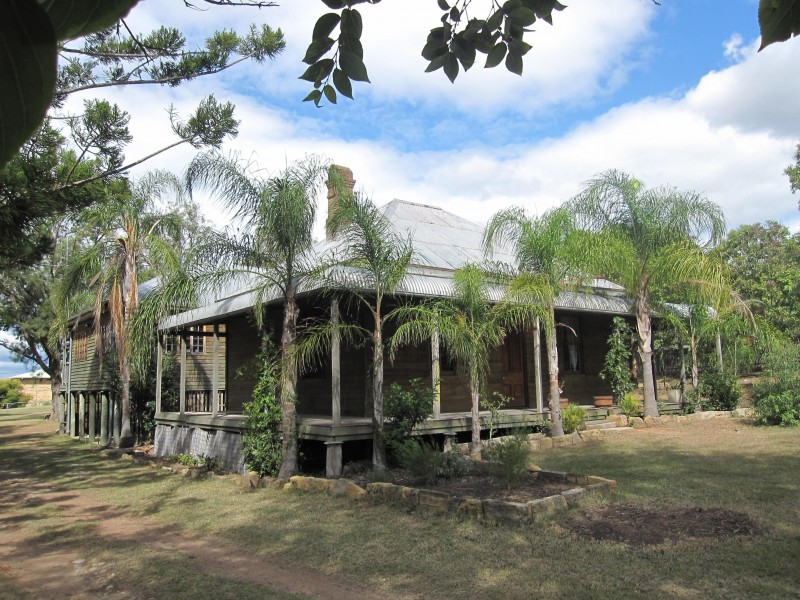 130 TOOTH ST, Warwick QLD 4370