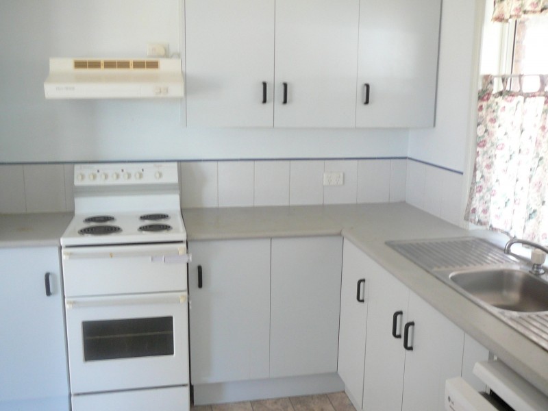 24 FAIRWAY DRIVE, Warwick QLD 4370