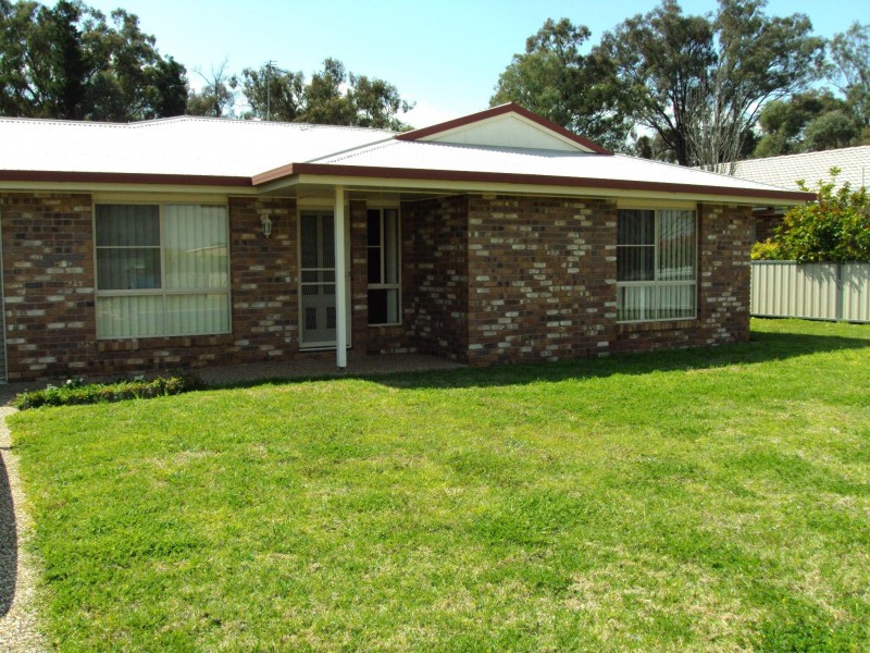 56 FLYNN DRIVE, Warwick QLD 4370