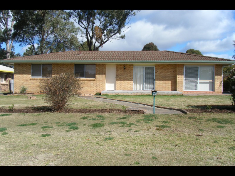 52 BAGULEY STREET, Warwick QLD 4370