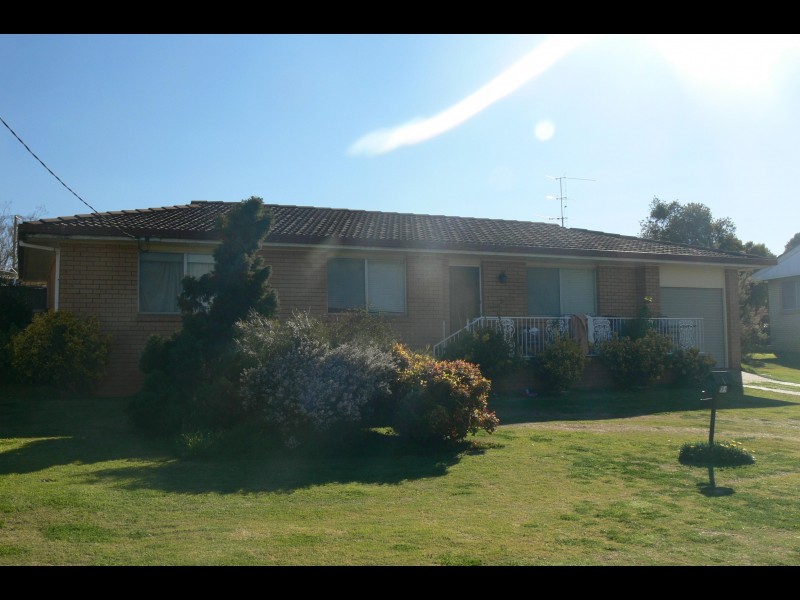 21 REDGWELL STREET, Warwick QLD 4370