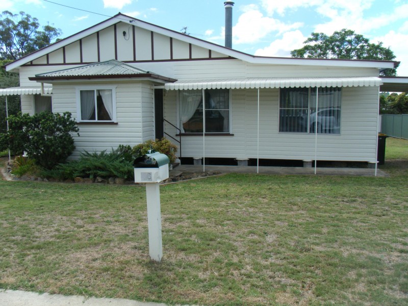 46 WILGA AVENUE, Warwick QLD 4370