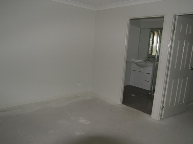 2-26 LAW ROAD, Warwick QLD 4370