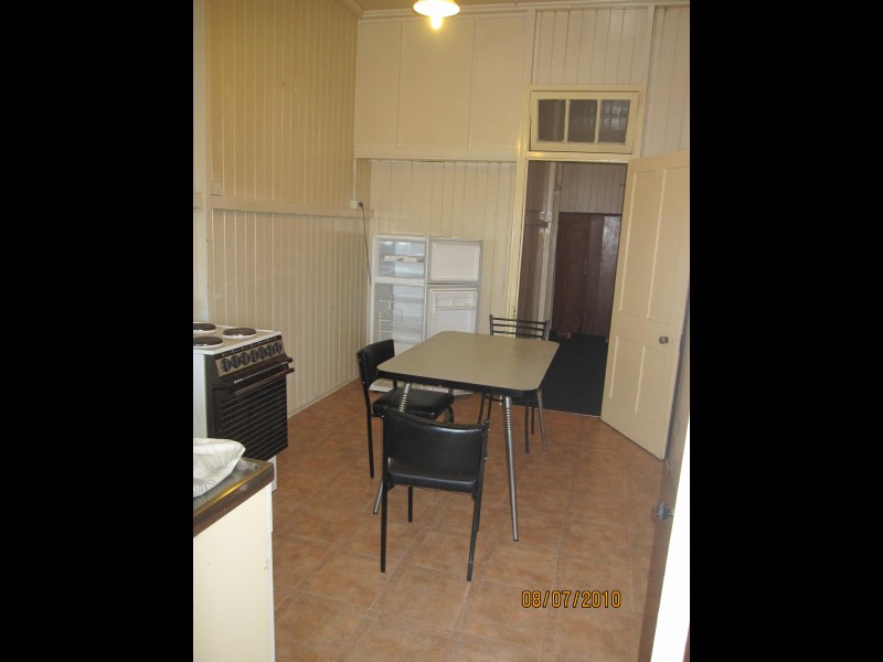 4/74 FITZROY STREET, Warwick QLD 4370