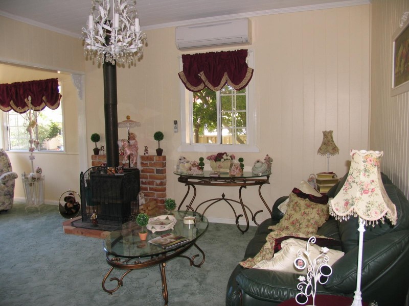 51 Stewart Avenue, Warwick QLD 4370