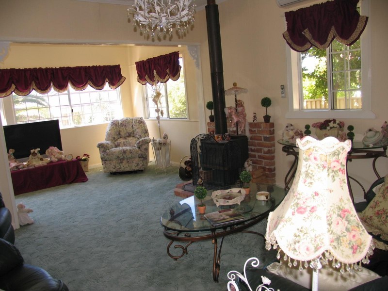 51 Stewart Avenue, Warwick QLD 4370