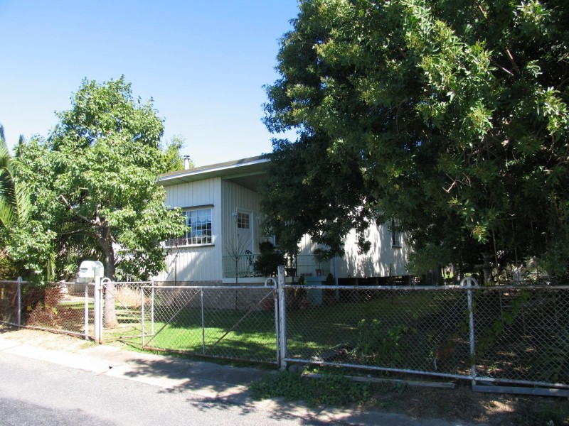 51 Stewart Avenue, Warwick QLD 4370