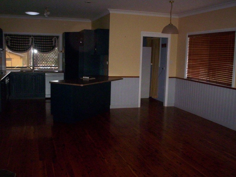 44 LOCKE STREET, Warwick QLD 4370