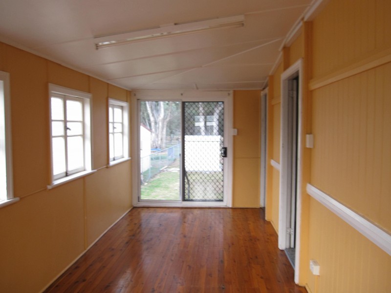 30 STURT STREET, Warwick QLD 4370