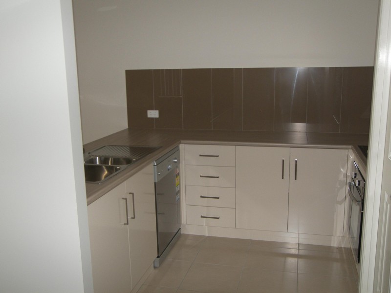 11A ICEBERG COURT, Warwick QLD 4370