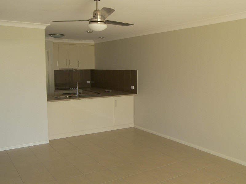 11B ICEBERG COURT, Warwick QLD 4370