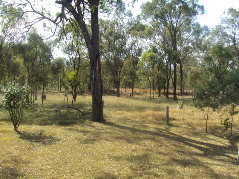 298 MARKEYS LANE, Yangan QLD 4371
