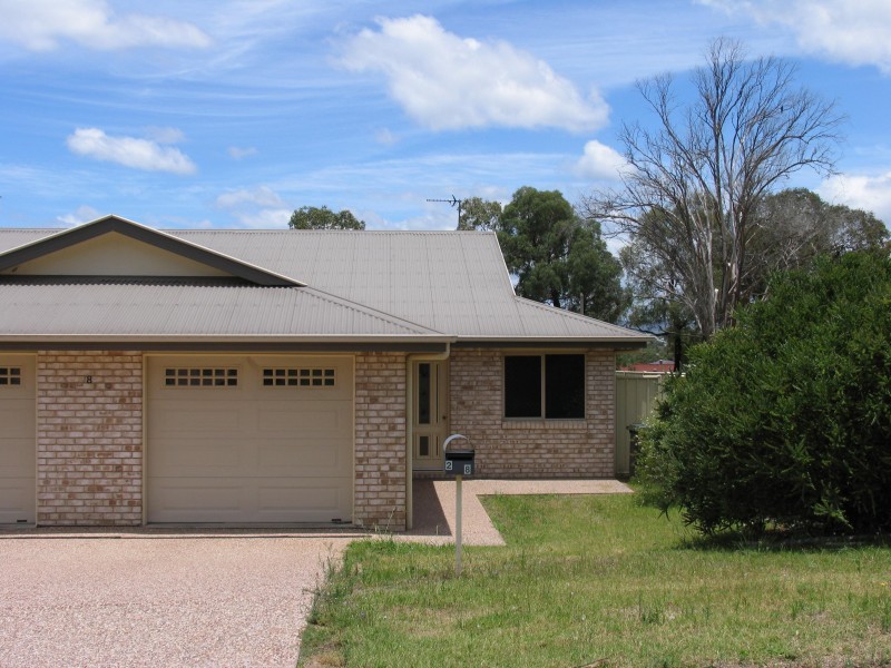 8 PEREGRINE COURT, Warwick QLD 4370