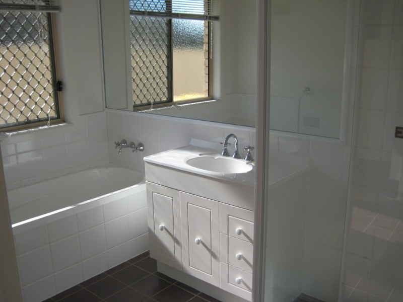 8 PEREGRINE COURT, Warwick QLD 4370