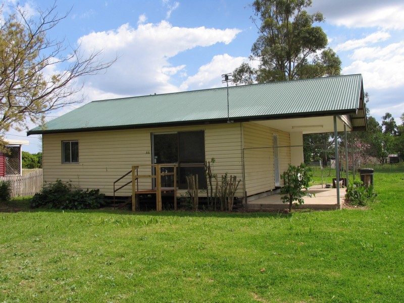 66 WARWICK STREET, Allora QLD 4362