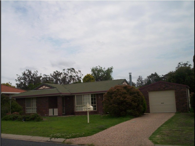 11 GOLF LINKS AVE, Warwick QLD 4370