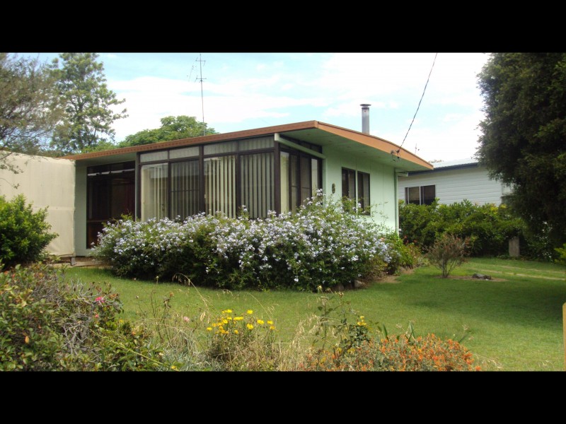 6 GILLAM STREET, Warwick QLD 4370