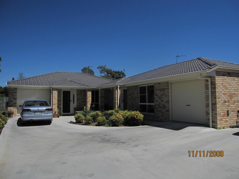 2/63 STEWART AVENUE, Warwick QLD 4370