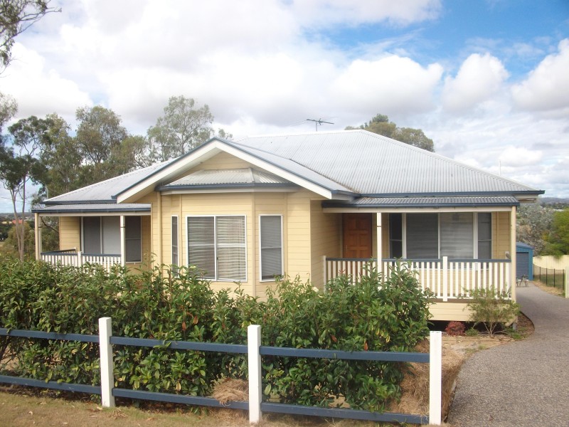 6 YARRAWONGA STREET, Warwick QLD 4370