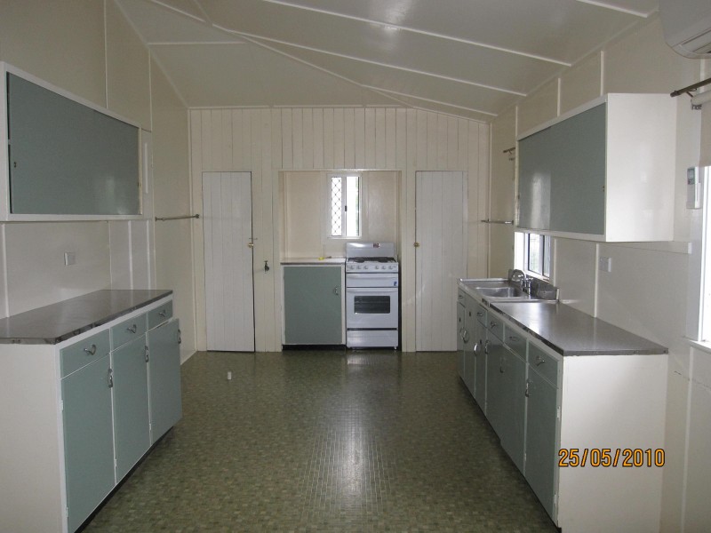 1 BRAEMAR ST, Warwick QLD 4370