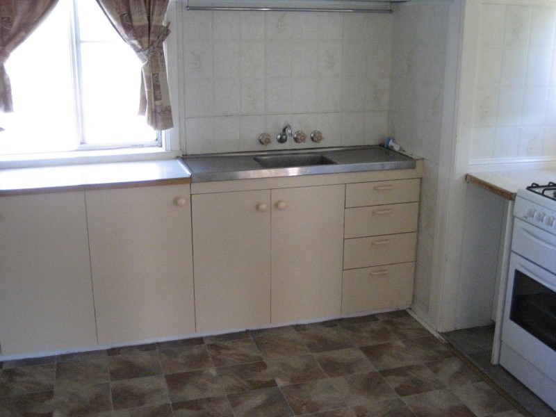 27 CANNING ST, Warwick QLD 4370