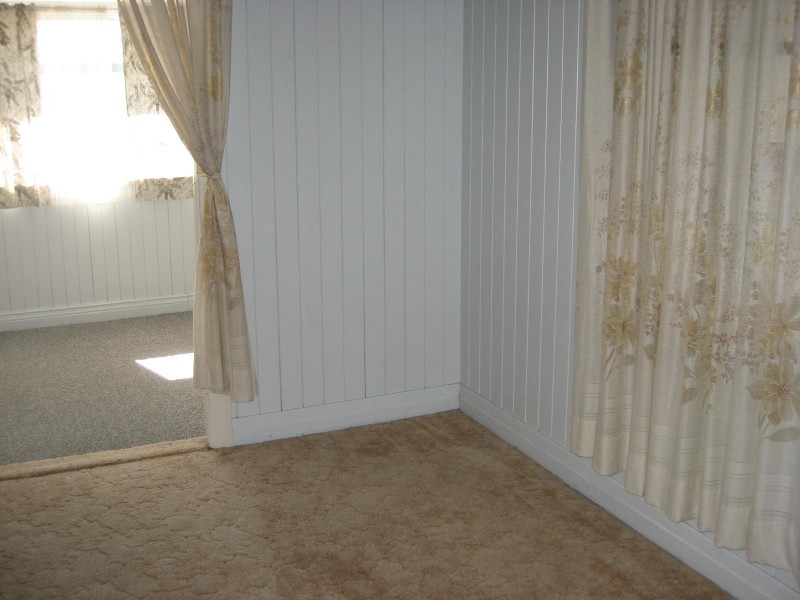 27 CANNING ST, Warwick QLD 4370