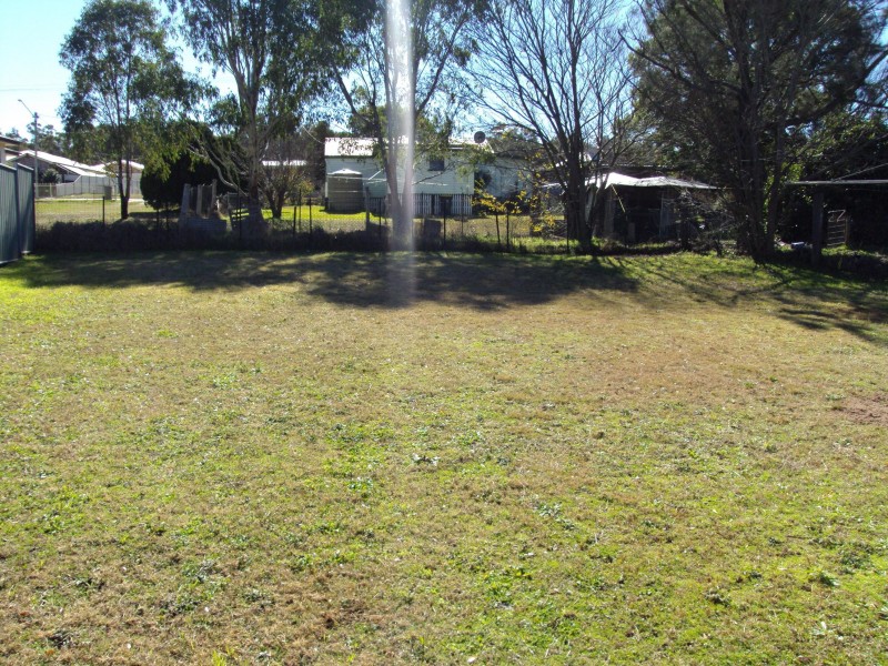 23 GILBERT CRESCENT, Warwick QLD 4370