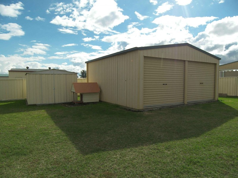 14 BERNECKER STREET, Warwick QLD 4370