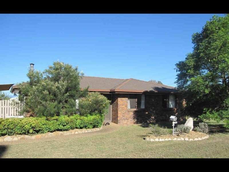 32 Margaret St, Warwick QLD 4370