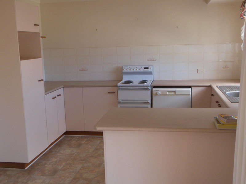 4 FLYNN DRIVE, Warwick QLD 4370