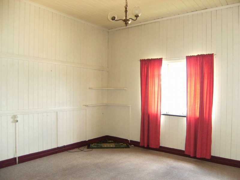 71 STEWART AVENUE, Warwick QLD 4370