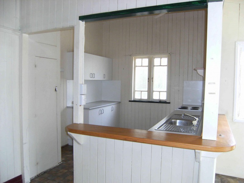 71 STEWART AVENUE, Warwick QLD 4370