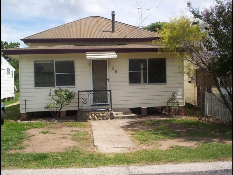 55 MYALL AVE, Warwick QLD 4370