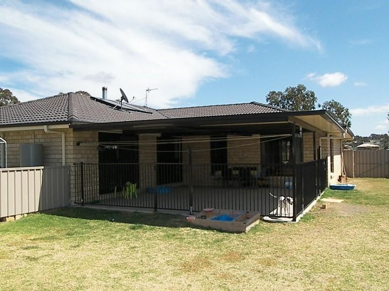 32 Law Road, Warwick QLD 4370