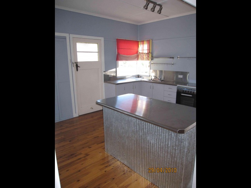 20 YARRAWONGA ST, Warwick QLD 4370