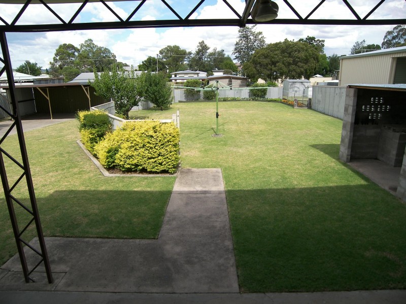 36 GORE STREET, Warwick QLD 4370