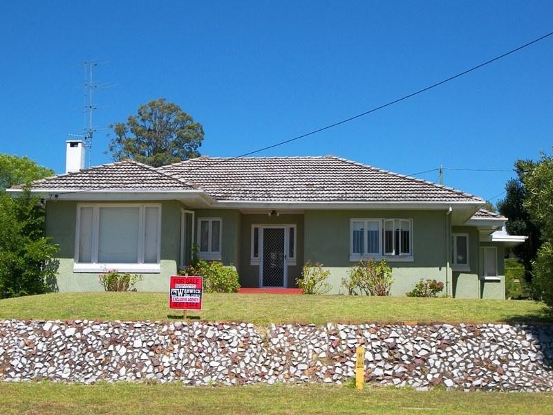 62 LOCKE ST, Warwick QLD 4370