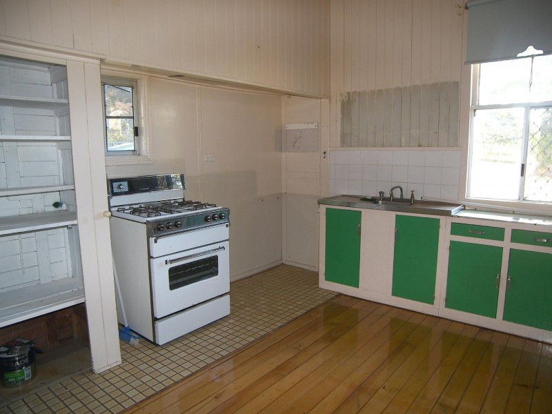 25 CLOWES CRESCENT, Warwick QLD 4370