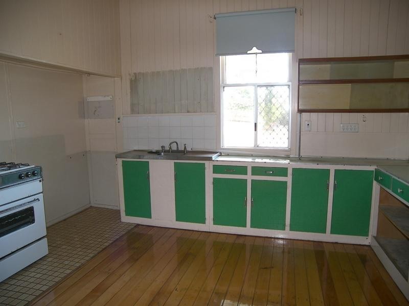 25 CLOWES CRESCENT, Warwick QLD 4370