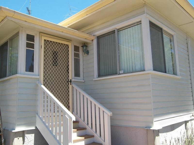 37 WATTLE AVENUE, Warwick QLD 4370