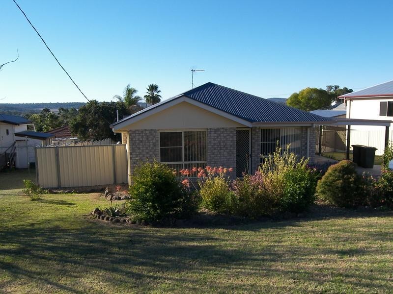 27  HIGH STREET, Warwick QLD 4370