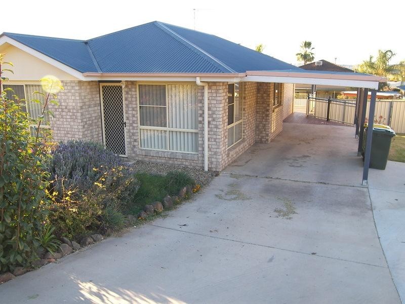 27  HIGH STREET, Warwick QLD 4370