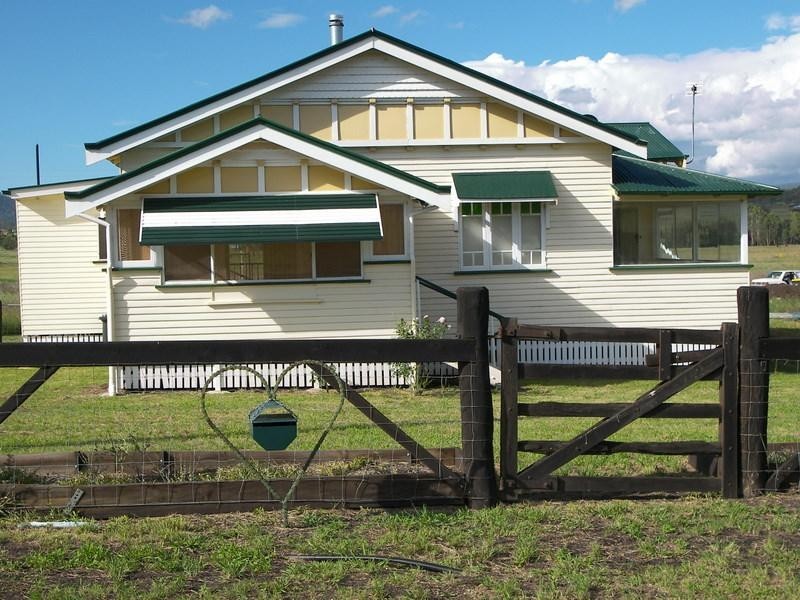 104 WIENHOLT ST, Maryvale QLD 4370