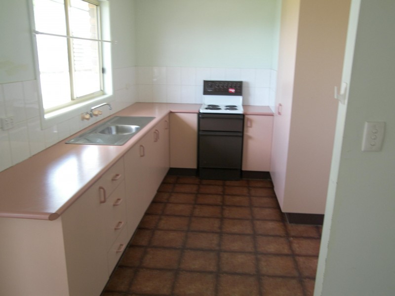 9 HOWARD STREET, Warwick QLD 4370