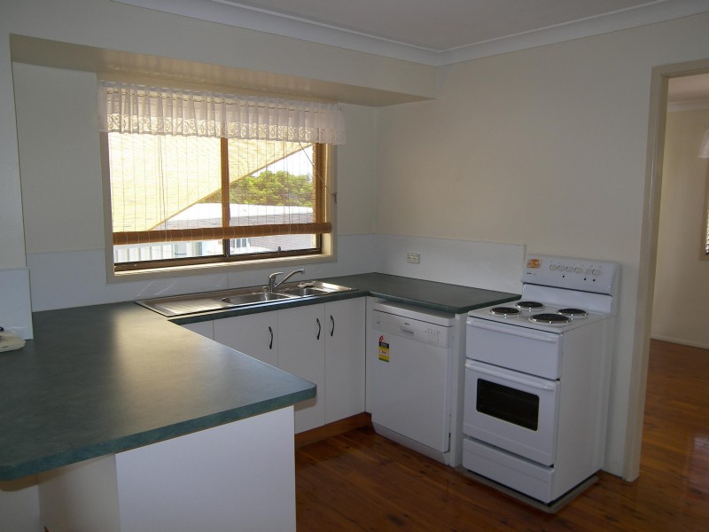 11 SCHOCH STREET, Warwick QLD 4370