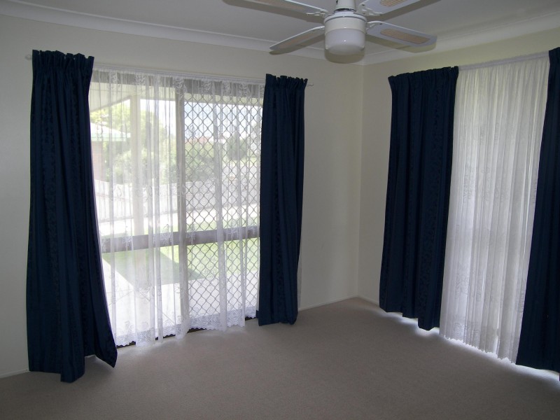 11 SCHOCH STREET, Warwick QLD 4370