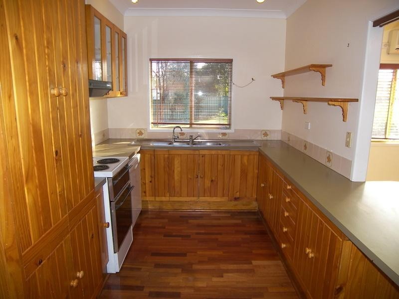 2 CHAPEL COURT, Warwick QLD 4370